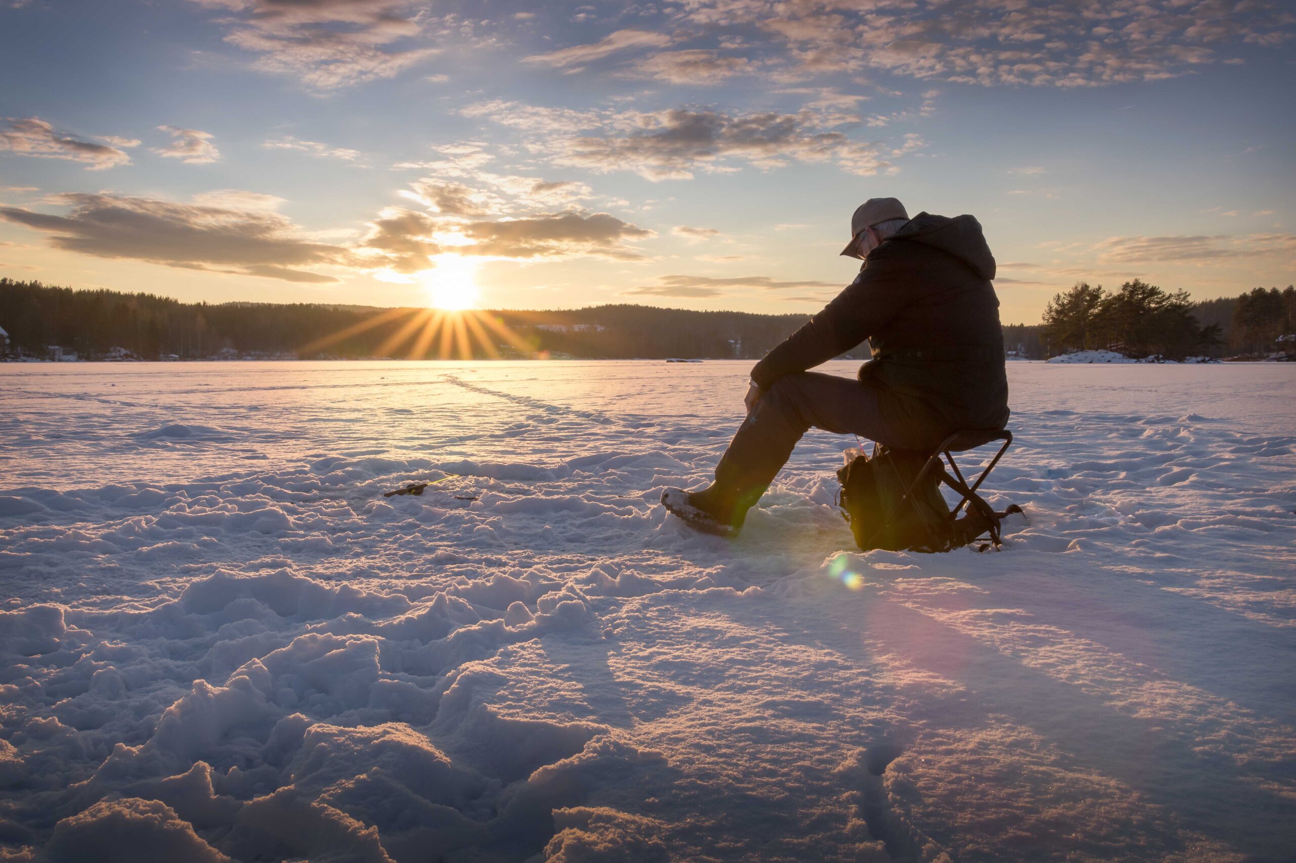 ice fishing upper peninsula of michigan