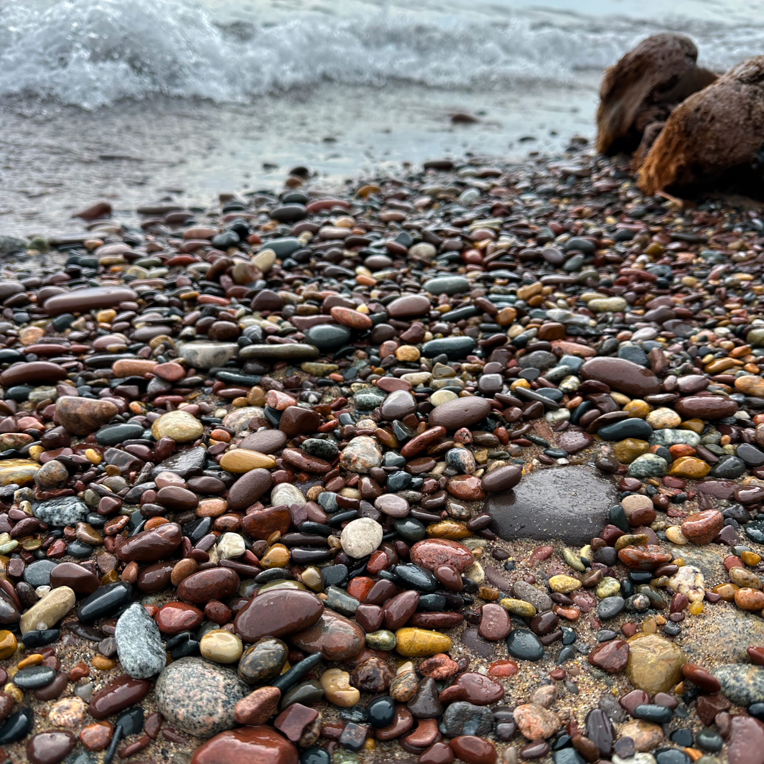 rocks on beach in porcupine mountains