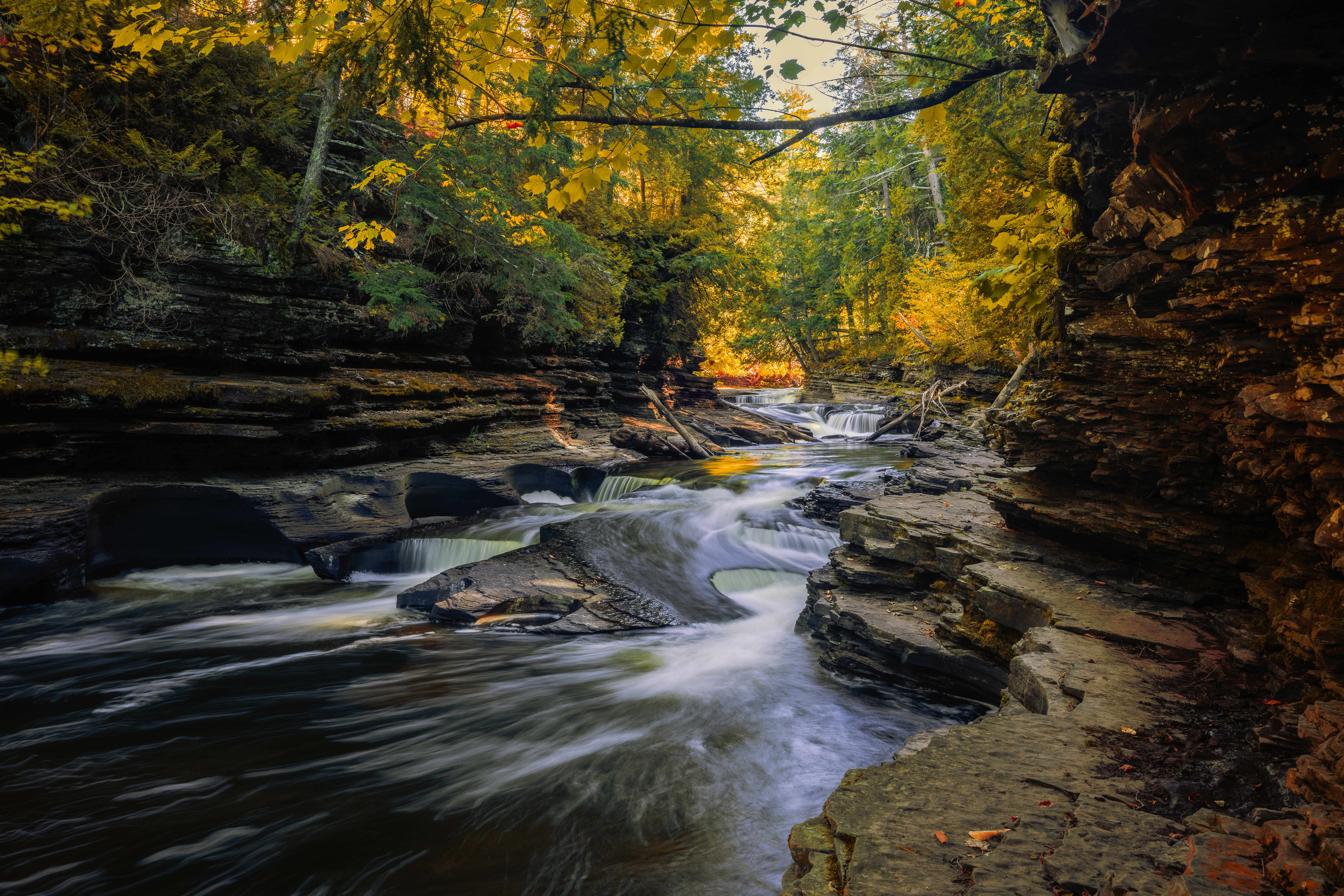 presque isle river waterfall ontonagon county michigan